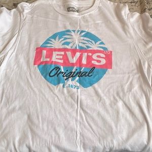 Levi’s mens medium shirt with small stain